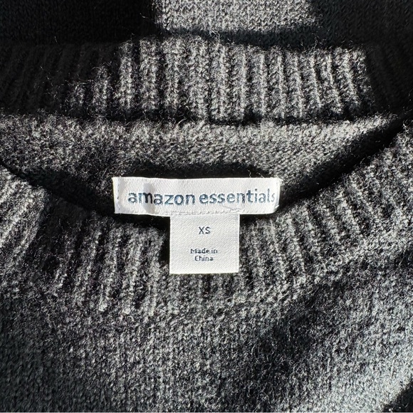 AMAZON ESSENTIALS Soft Touch Pleated Shoulder Sweater‎ XS Black Crewneck Casual - Picture 5 of 14